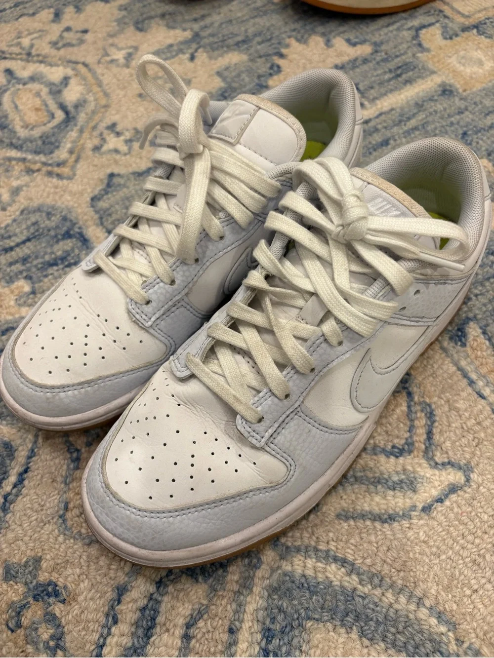 Nike Women's White and Light Blue Sneakers
